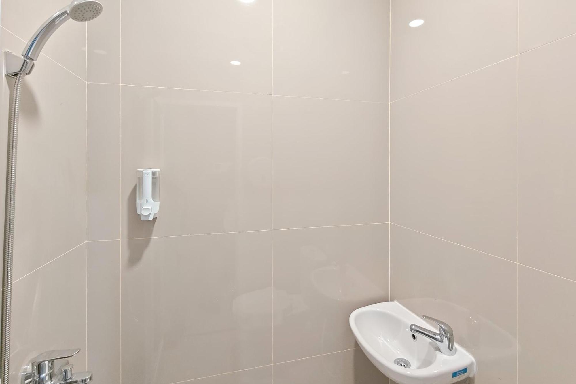 Urbanview Green Lake Sunter Residence Dżakarta Zewnętrze zdjęcie